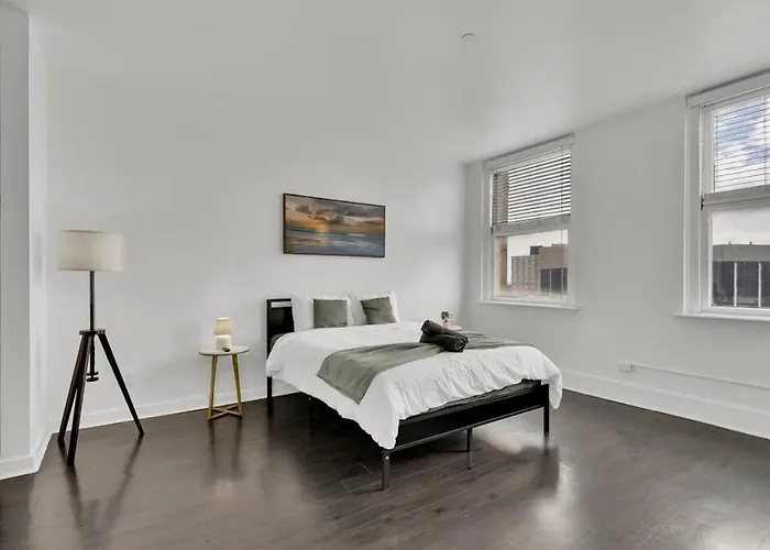 Heb403 Spacious & Stylish 2 Bedroom Downtown Worth, Free Parking, Walk To Convention Center * Fort Worth